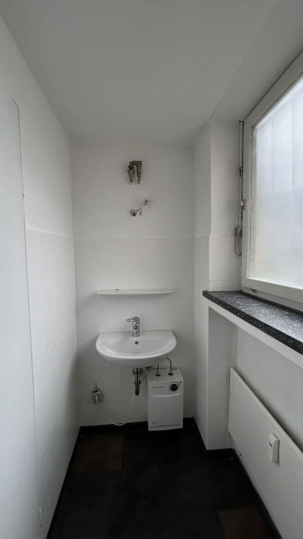 Predaj nebytového priestoru 57 m², Friedberger Str. 152, Augsburg, Bavorsko Predaj nebytového priestoru 57 m², Friedberger Str. 152, Augsburg, Bavorsko