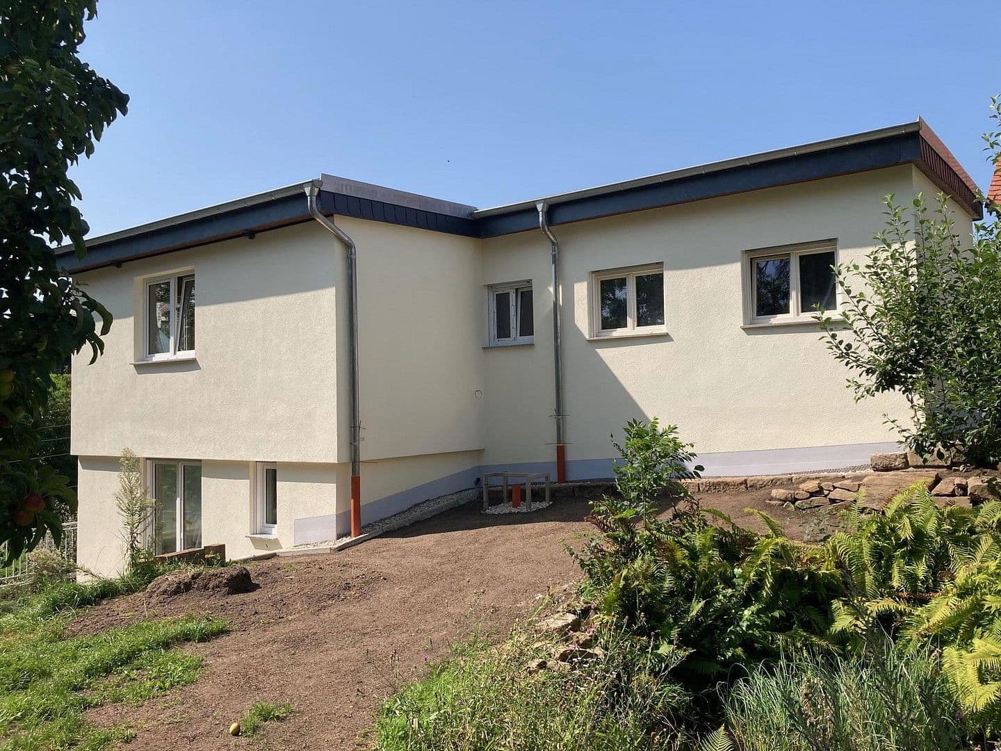 Prenájom domu 155 m², pozemek 250 m², Am Hang 33 B, Dorfhain, Sasko Prenájom domu 155 m², pozemek 250 m², Am Hang 33 B, Dorfhain, Sasko