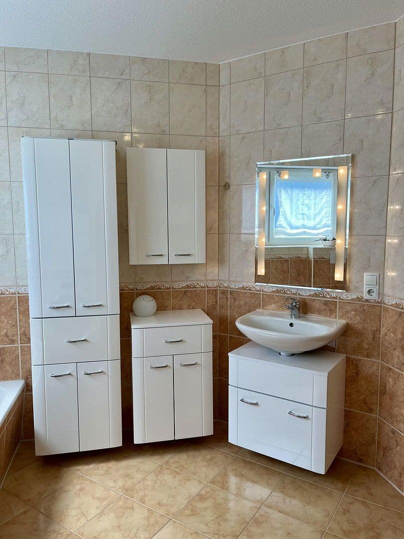 Predaj domu 134 m², pozemek 268 m², Astrid-Lindgren-Straße 3, Neuwied, Porýnie-Falcko Predaj domu 134 m², pozemek 268 m², Astrid-Lindgren-Straße 3, Neuwied, Porýnie-Falcko