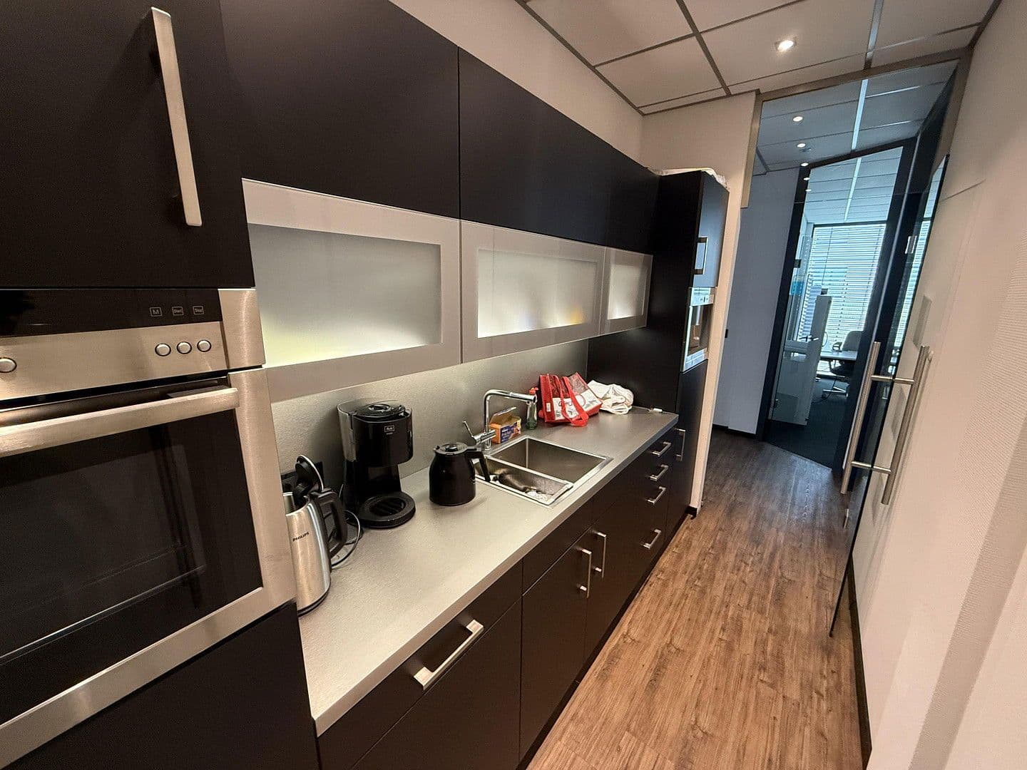 Prenájom kancelárie 140 m², Daimlerring 6D, Hildesheim, Dolné Sasko Prenájom kancelárie 140 m², Daimlerring 6D, Hildesheim, Dolné Sasko