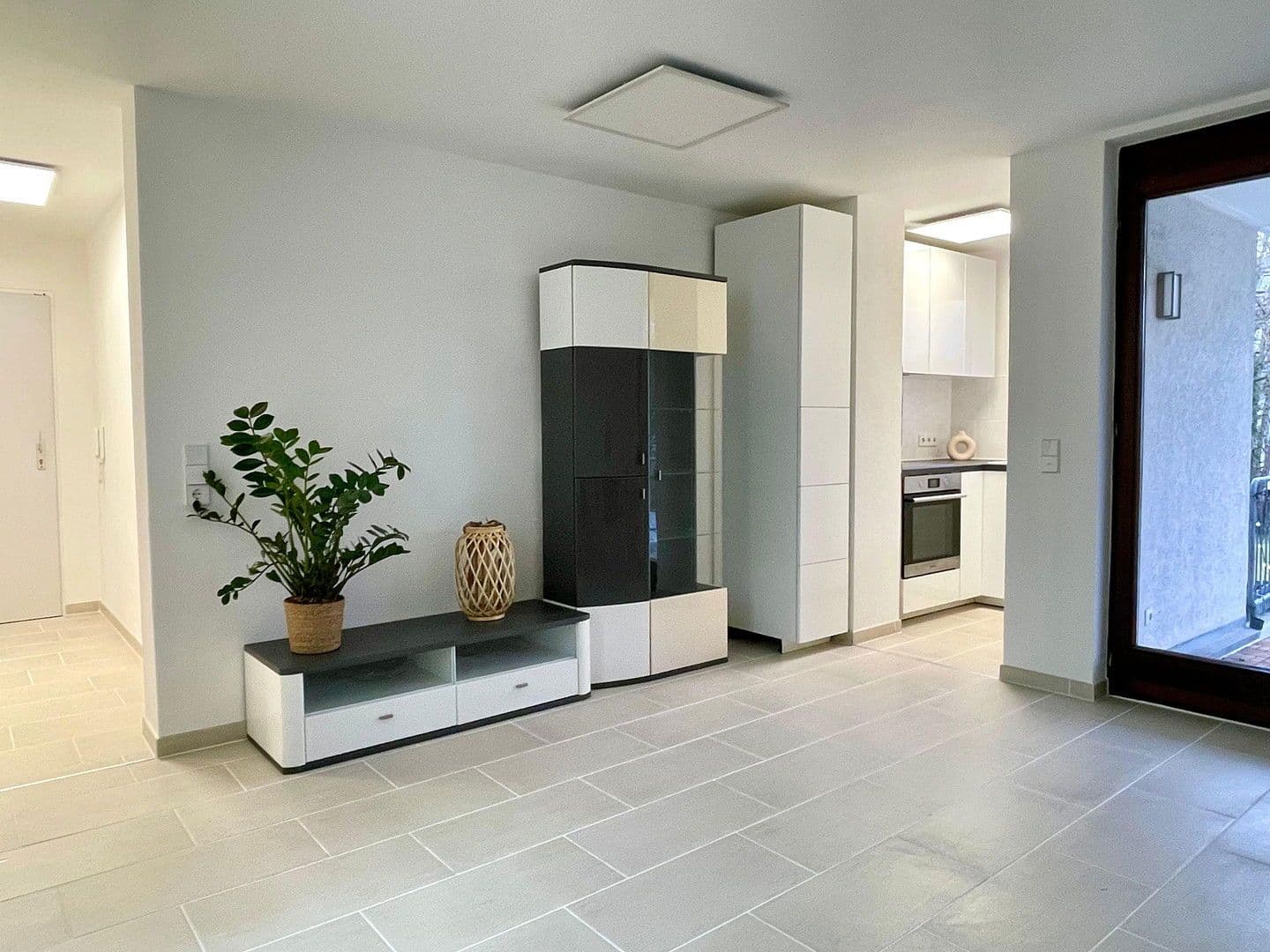 Prenájom bytu 2-izbový 45 m², Hauptstraße, Stuttgart, Bádensko-Wurttembersko Prenájom bytu 2-izbový 45 m², Hauptstraße, Stuttgart, Bádensko-Wurttembersko