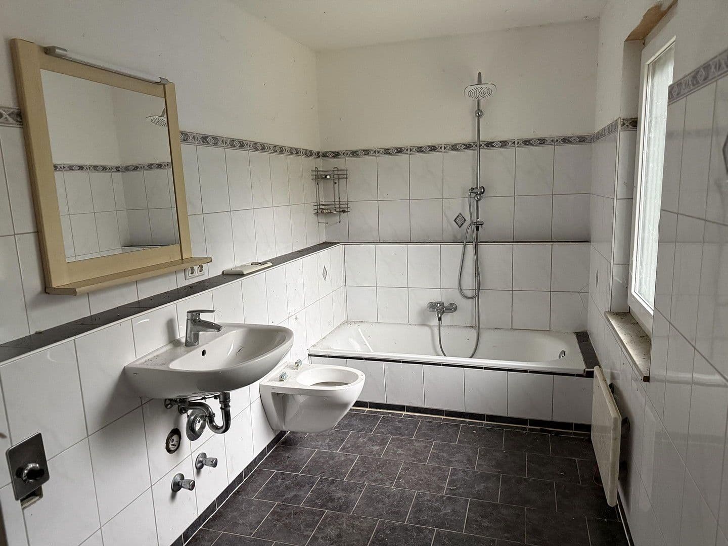 Predaj domu 150 m², pozemek 730 m², Schechingen, Bádensko-Wurttembersko Predaj domu 150 m², pozemek 730 m², Schechingen, Bádensko-Wurttembersko