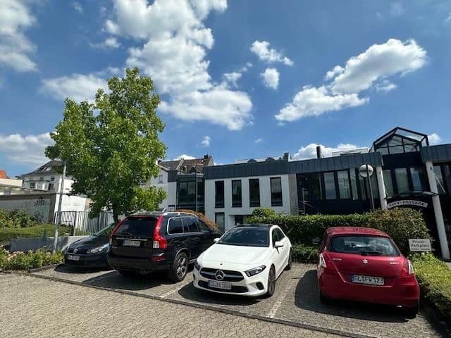 Prenájom kancelárie 146 m², Bahnhofstraße. 6, Bad Honnef, Severné Porýnie - Westfálsko Prenájom kancelárie 146 m², Bahnhofstraße. 6, Bad Honnef, Severné Porýnie - Westfálsko