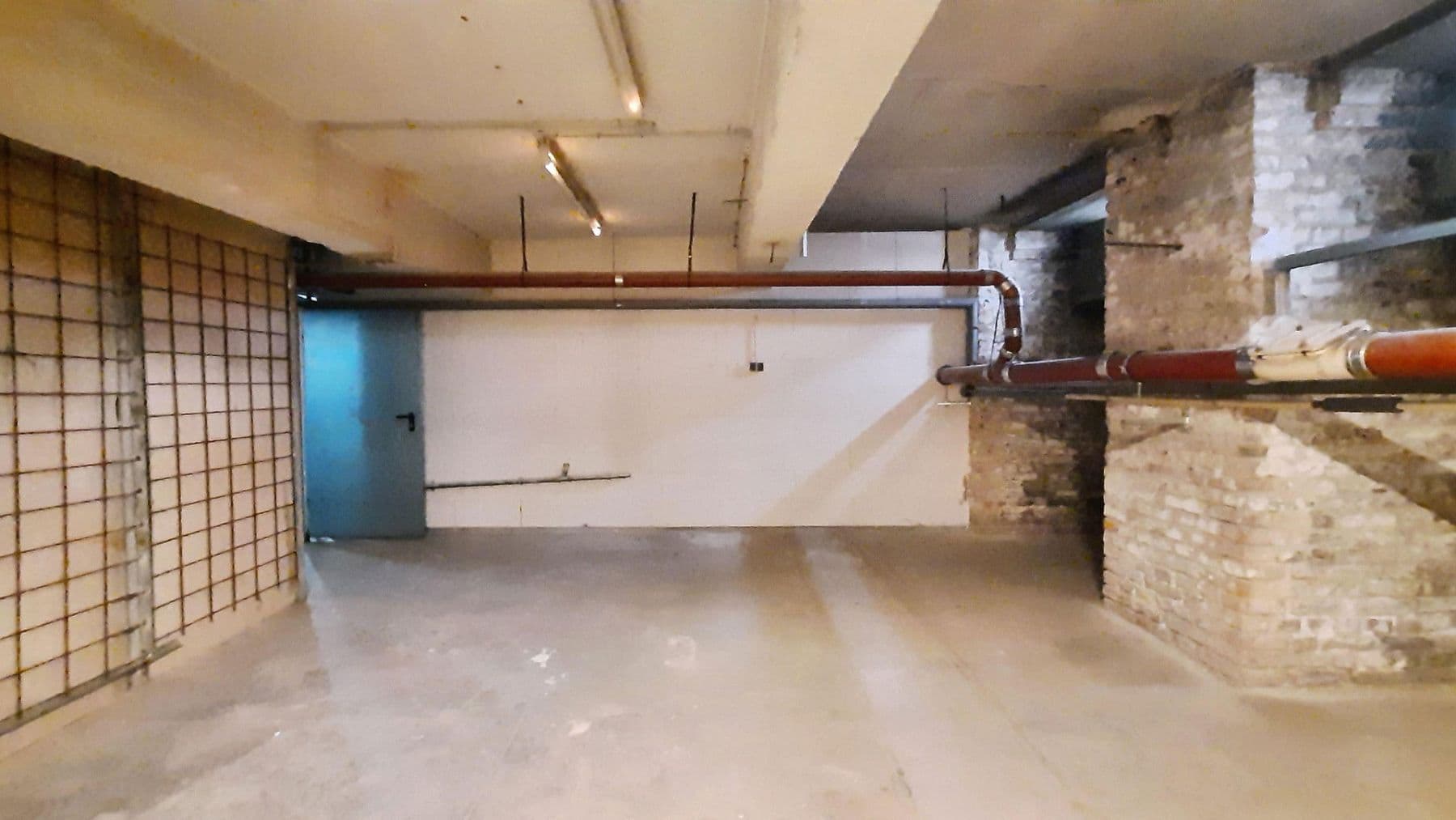 Prenájom nebytového priestoru 42 m², Niemetzstr.47-49, Berlin, Berlín Prenájom nebytového priestoru 42 m², Niemetzstr.47-49, Berlin, Berlín