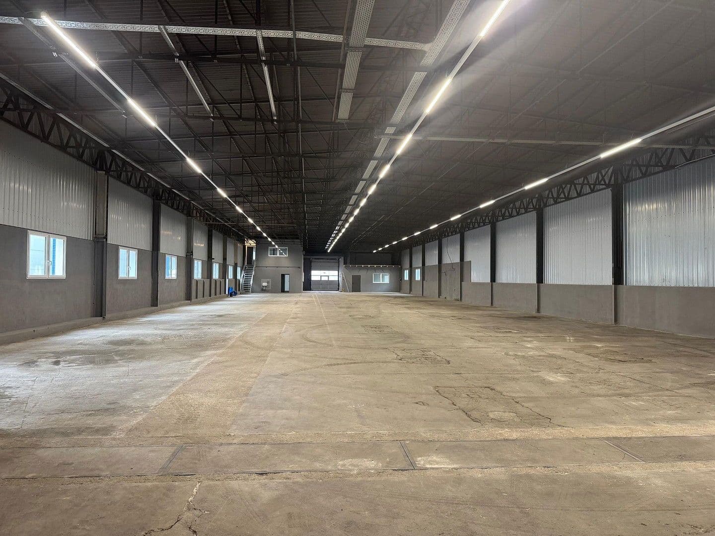 Prenájom nebytového priestoru 1.366 m², Dohna, Sasko Prenájom nebytového priestoru 1.366 m², Dohna, Sasko