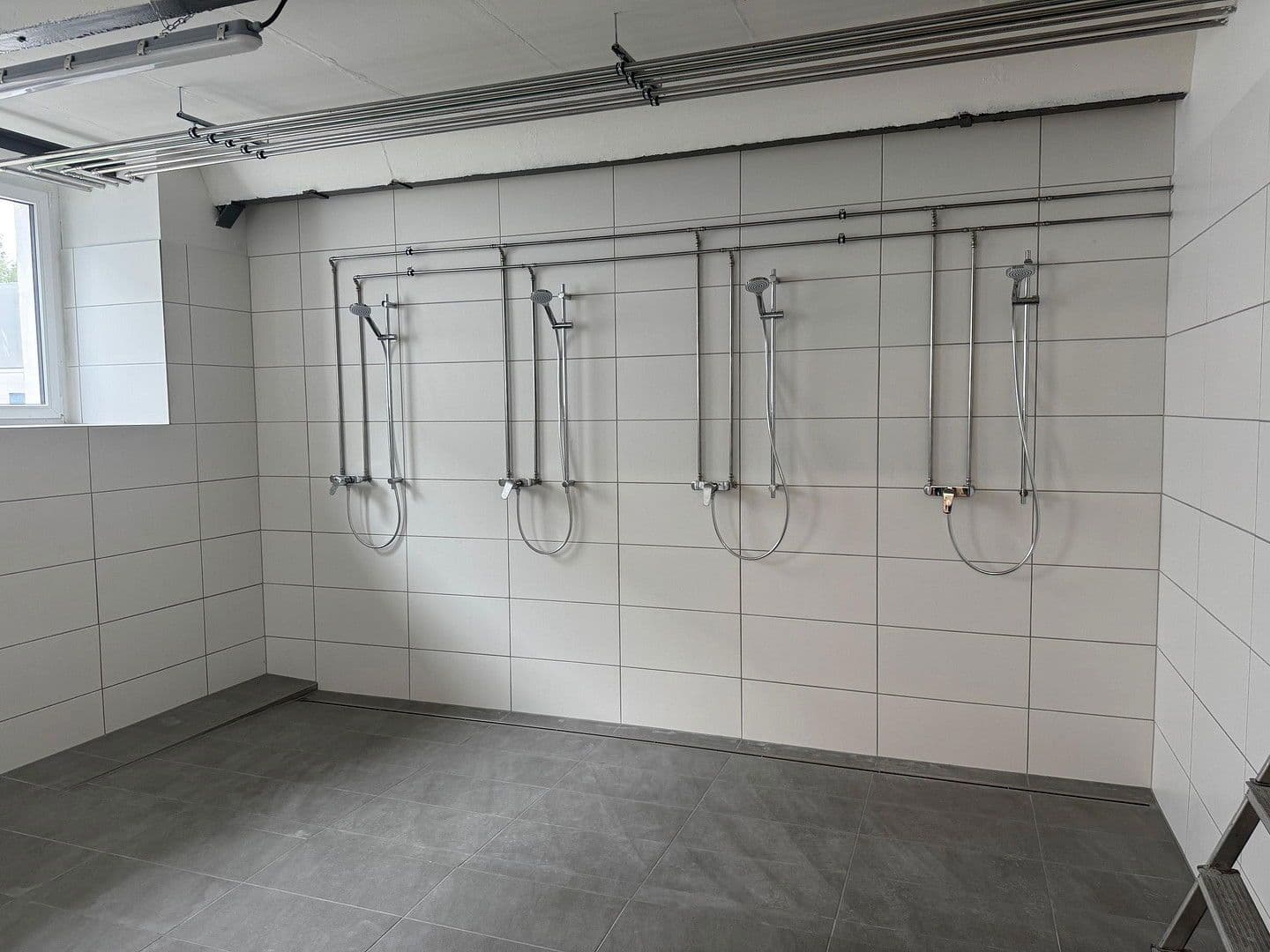 Prenájom nebytového priestoru 1.366 m², Dohna, Sasko Prenájom nebytového priestoru 1.366 m², Dohna, Sasko