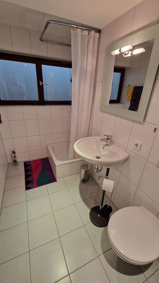 Predaj domu 140 m², pozemek 370 m², Herrenberg, Bádensko-Wurttembersko Predaj domu 140 m², pozemek 370 m², Herrenberg, Bádensko-Wurttembersko