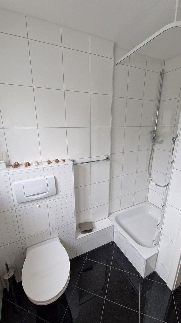 Predaj domu 140 m², pozemek 370 m², Herrenberg, Bádensko-Wurttembersko Predaj domu 140 m², pozemek 370 m², Herrenberg, Bádensko-Wurttembersko