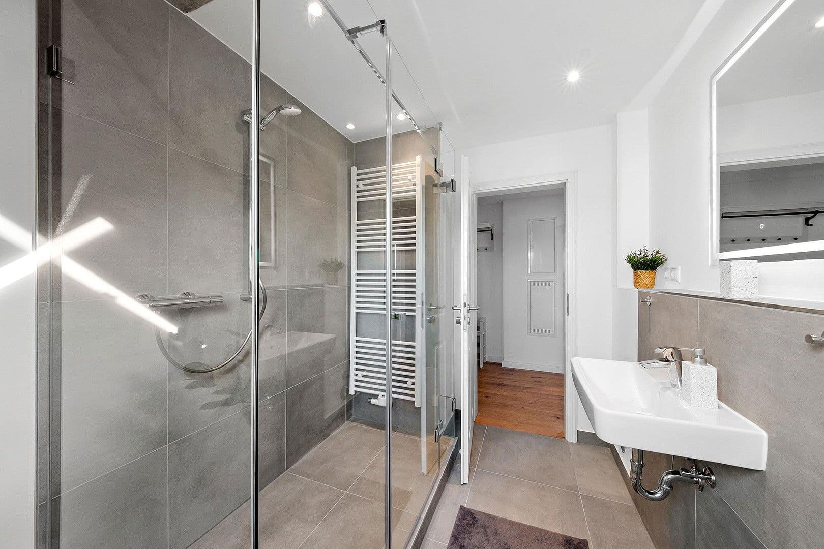 Prenájom bytu 2-izbový 42 m², Bardowick, Dolné Sasko Prenájom bytu 2-izbový 42 m², Bardowick, Dolné Sasko