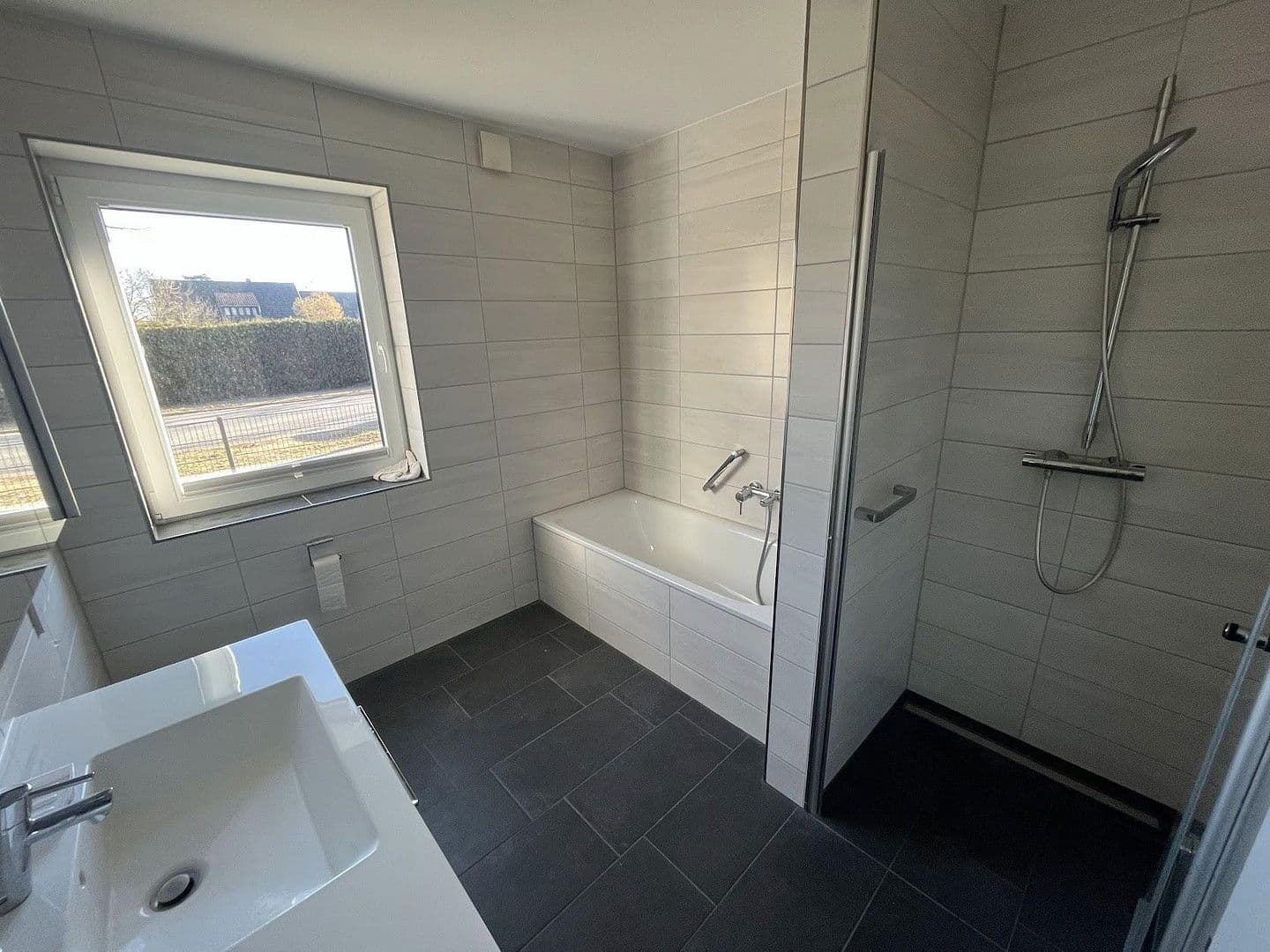 Prenájom bytu 3-izbový 86 m², Sottrum, Dolné Sasko Prenájom bytu 3-izbový 86 m², Sottrum, Dolné Sasko