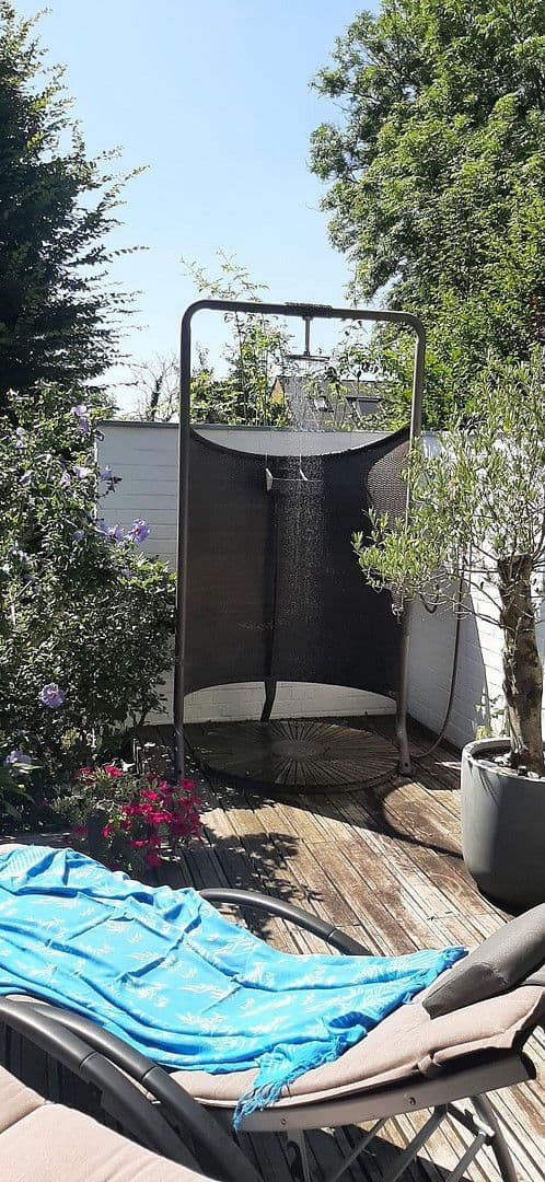 Predaj domu 297 m², pozemek 865 m², Ratingen, Severné Porýnie - Westfálsko Predaj domu 297 m², pozemek 865 m², Ratingen, Severné Porýnie - Westfálsko