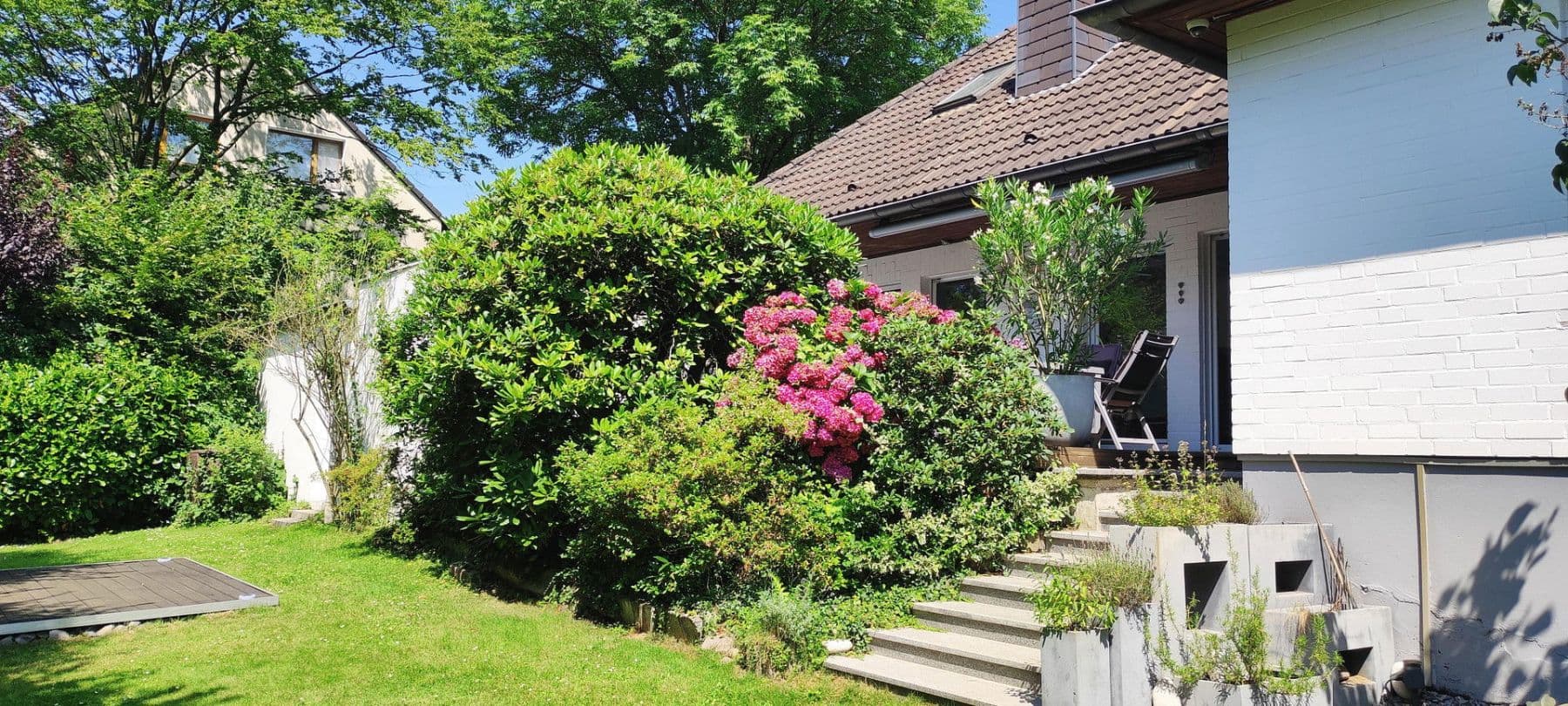 Predaj domu 297 m², pozemek 865 m², Ratingen, Severné Porýnie - Westfálsko Predaj domu 297 m², pozemek 865 m², Ratingen, Severné Porýnie - Westfálsko