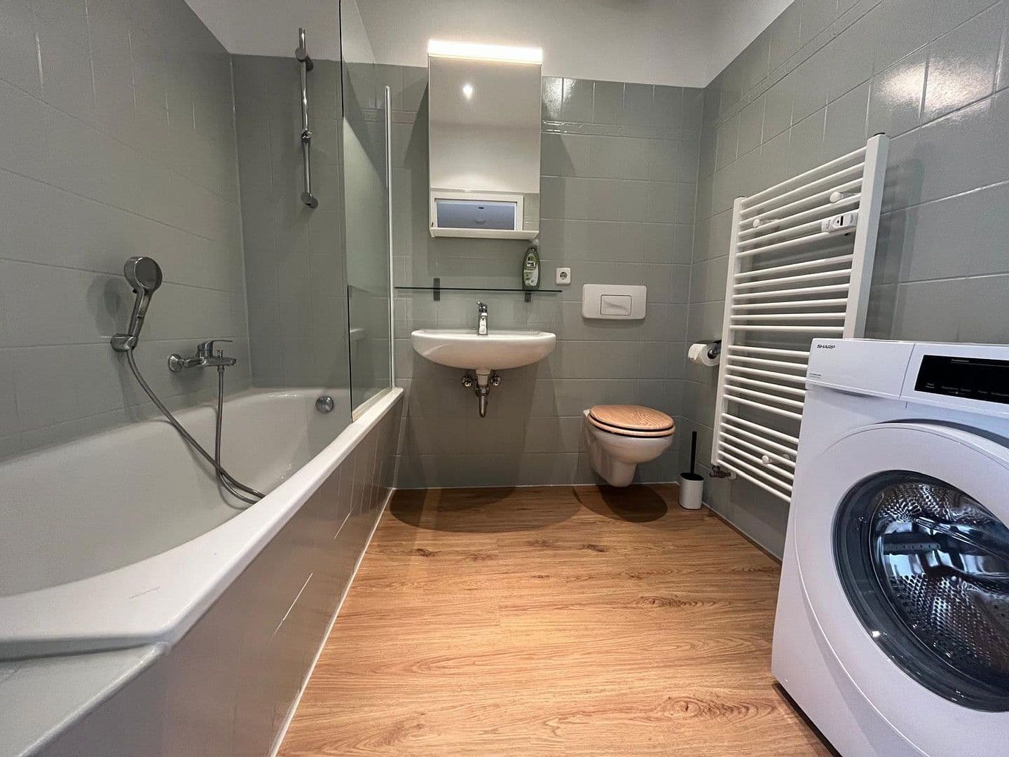 Prenájom bytu 1-izbový 18 m², Schwarzackerstr. 9, Leipzig, Sasko Prenájom bytu 1-izbový 18 m², Schwarzackerstr. 9, Leipzig, Sasko