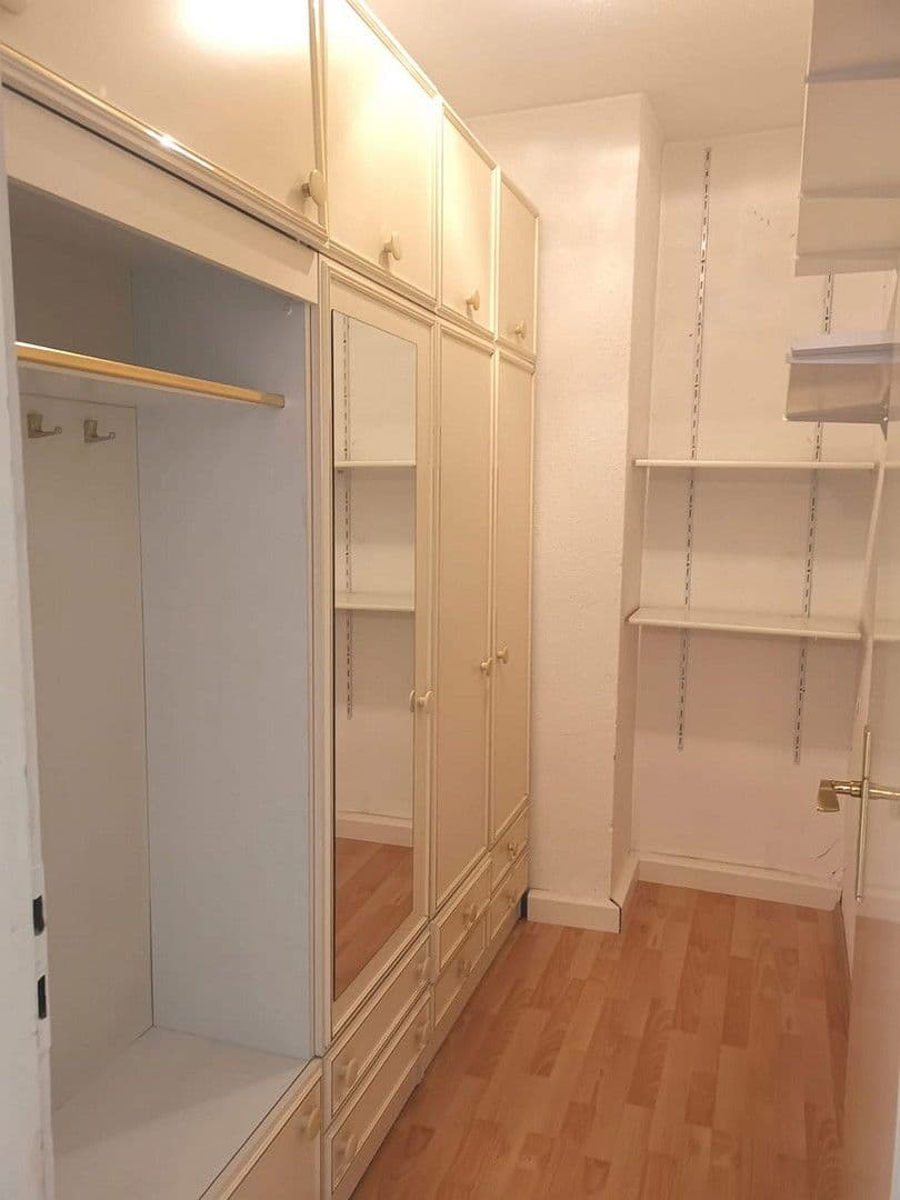 Prenájom bytu 2-izbový 60 m², Wuppertal, Severné Porýnie - Westfálsko Prenájom bytu 2-izbový 60 m², Wuppertal, Severné Porýnie - Westfálsko