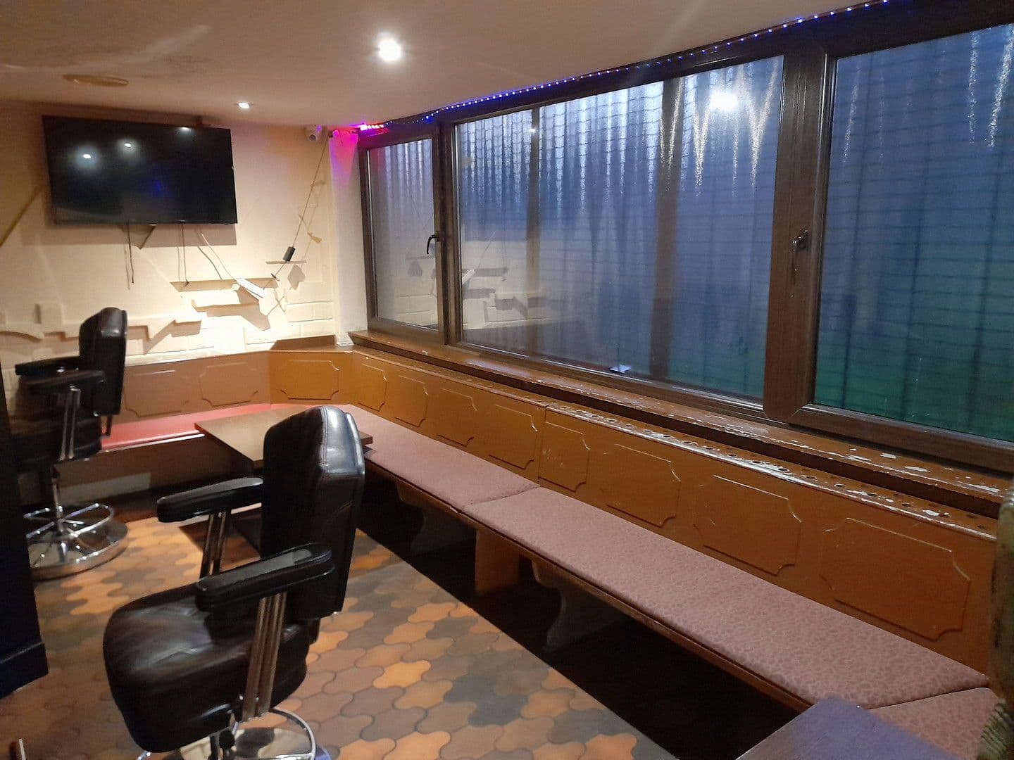 Predaj nebytového priestoru 234 m², Alzeyer Str.1, Frankfurt/Main, Hesensko Predaj nebytového priestoru 234 m², Alzeyer Str.1, Frankfurt/Main, Hesensko