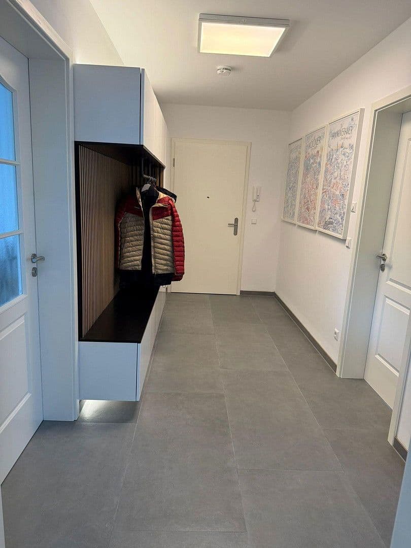 Prenájom bytu 3-izbový 88 m², Lehrte, Dolné Sasko Prenájom bytu 3-izbový 88 m², Lehrte, Dolné Sasko