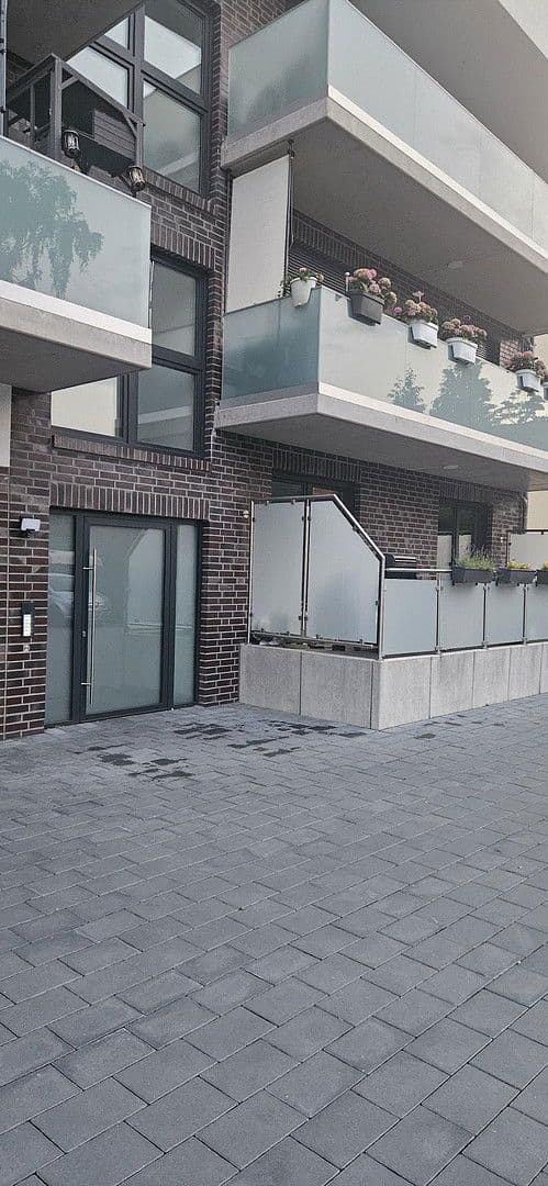 Prenájom bytu 3-izbový 88 m², Lehrte, Dolné Sasko Prenájom bytu 3-izbový 88 m², Lehrte, Dolné Sasko