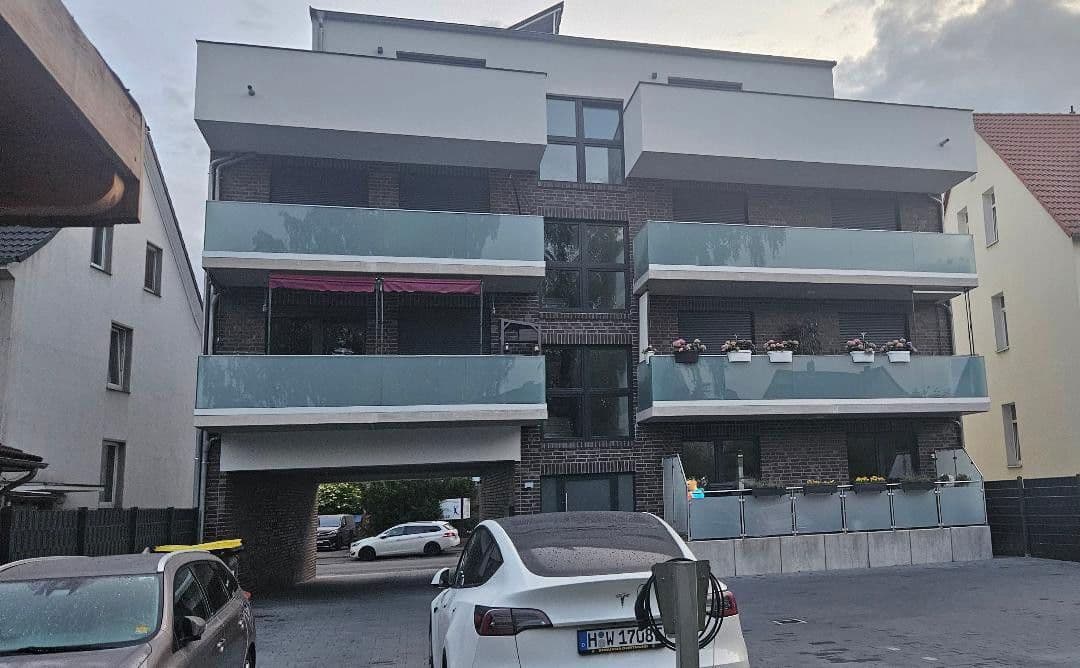 Prenájom bytu 3-izbový 88 m², Lehrte, Dolné Sasko Prenájom bytu 3-izbový 88 m², Lehrte, Dolné Sasko