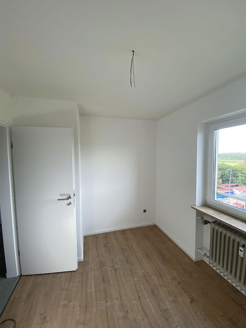 Prenájom bytu 3-izbový 66 m², Tannenstraße 1, Röthenbach an der Pegnitz, Bavorsko Prenájom bytu 3-izbový 66 m², Tannenstraße 1, Röthenbach an der Pegnitz, Bavorsko