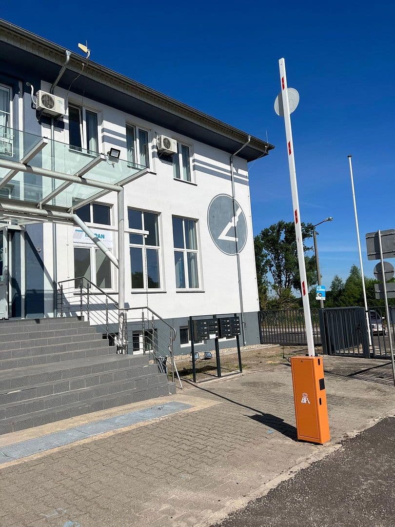 Prenájom nebytového priestoru 91.000 m², Kreisstraße 48, Wettin-Löbejün, Sasko-Anhaltsko Prenájom nebytového priestoru 91.000 m², Kreisstraße 48, Wettin-Löbejün, Sasko-Anhaltsko