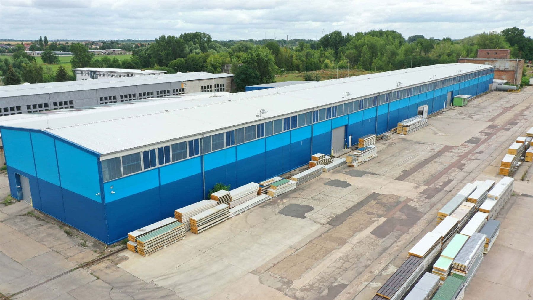 Prenájom nebytového priestoru 91.000 m², Kreisstraße 48, Wettin-Löbejün, Sasko-Anhaltsko Prenájom nebytového priestoru 91.000 m², Kreisstraße 48, Wettin-Löbejün, Sasko-Anhaltsko