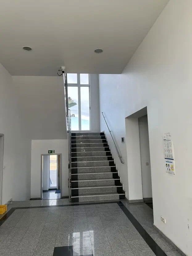 Prenájom nebytového priestoru 91.000 m², Kreisstraße 48, Wettin-Löbejün, Sasko-Anhaltsko Prenájom nebytového priestoru 91.000 m², Kreisstraße 48, Wettin-Löbejün, Sasko-Anhaltsko