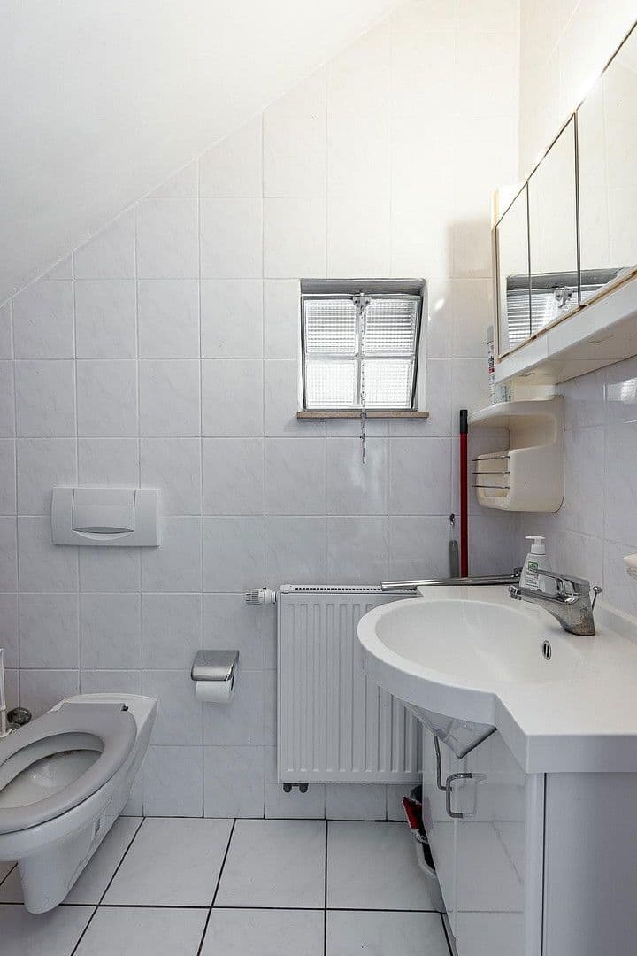 Predaj domu 232 m², pozemek 1.554 m², Schmittstr. 51, Bonn, Severné Porýnie - Westfálsko Predaj domu 232 m², pozemek 1.554 m², Schmittstr. 51, Bonn, Severné Porýnie - Westfálsko