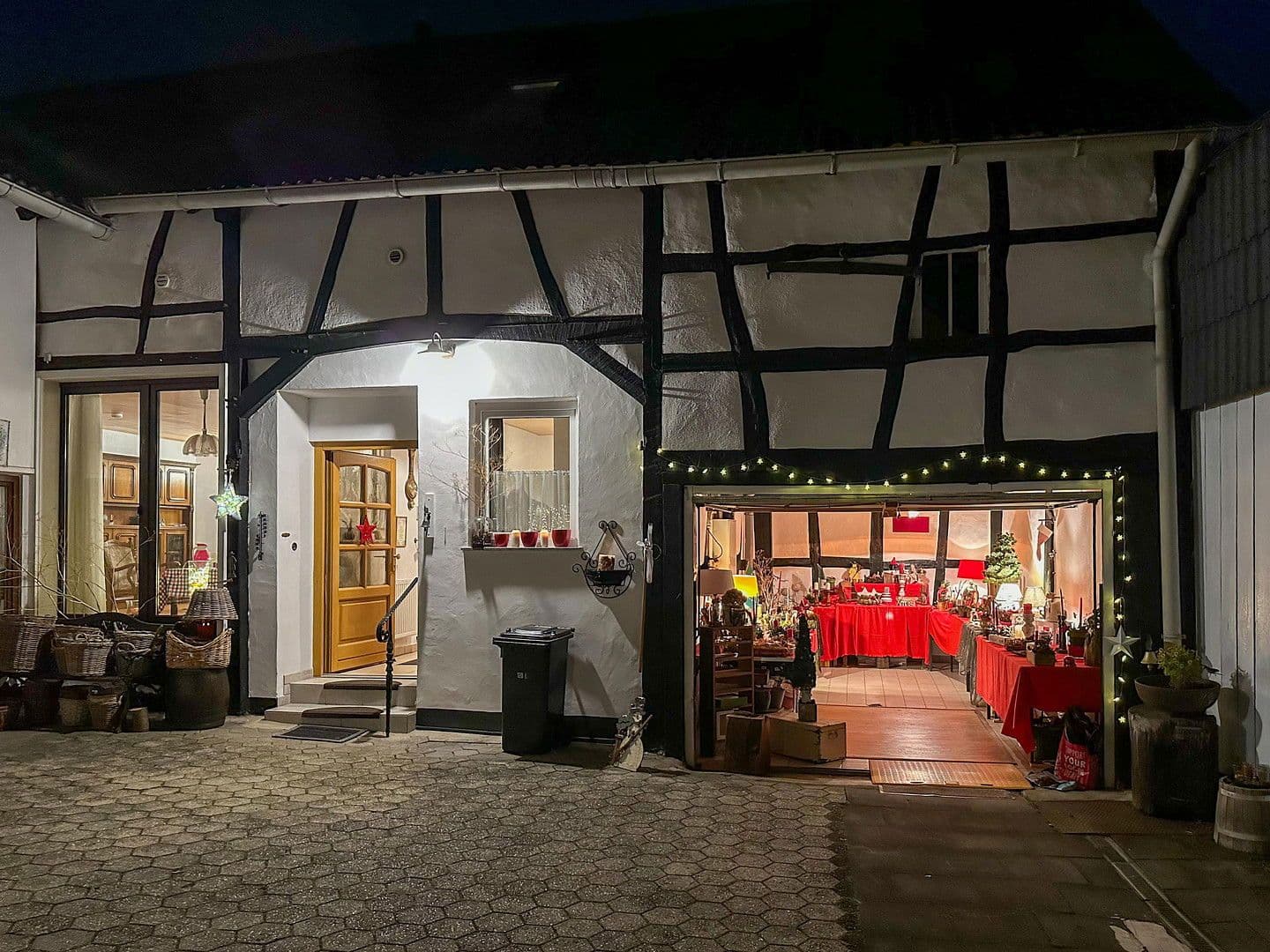 Predaj domu 232 m², pozemek 1.554 m², Schmittstr. 51, Bonn, Severné Porýnie - Westfálsko Predaj domu 232 m², pozemek 1.554 m², Schmittstr. 51, Bonn, Severné Porýnie - Westfálsko