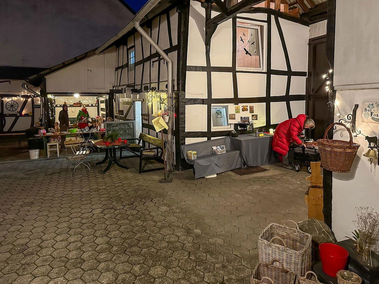 Predaj domu 232 m², pozemek 1.554 m², Schmittstr. 51, Bonn, Severné Porýnie - Westfálsko Predaj domu 232 m², pozemek 1.554 m², Schmittstr. 51, Bonn, Severné Porýnie - Westfálsko