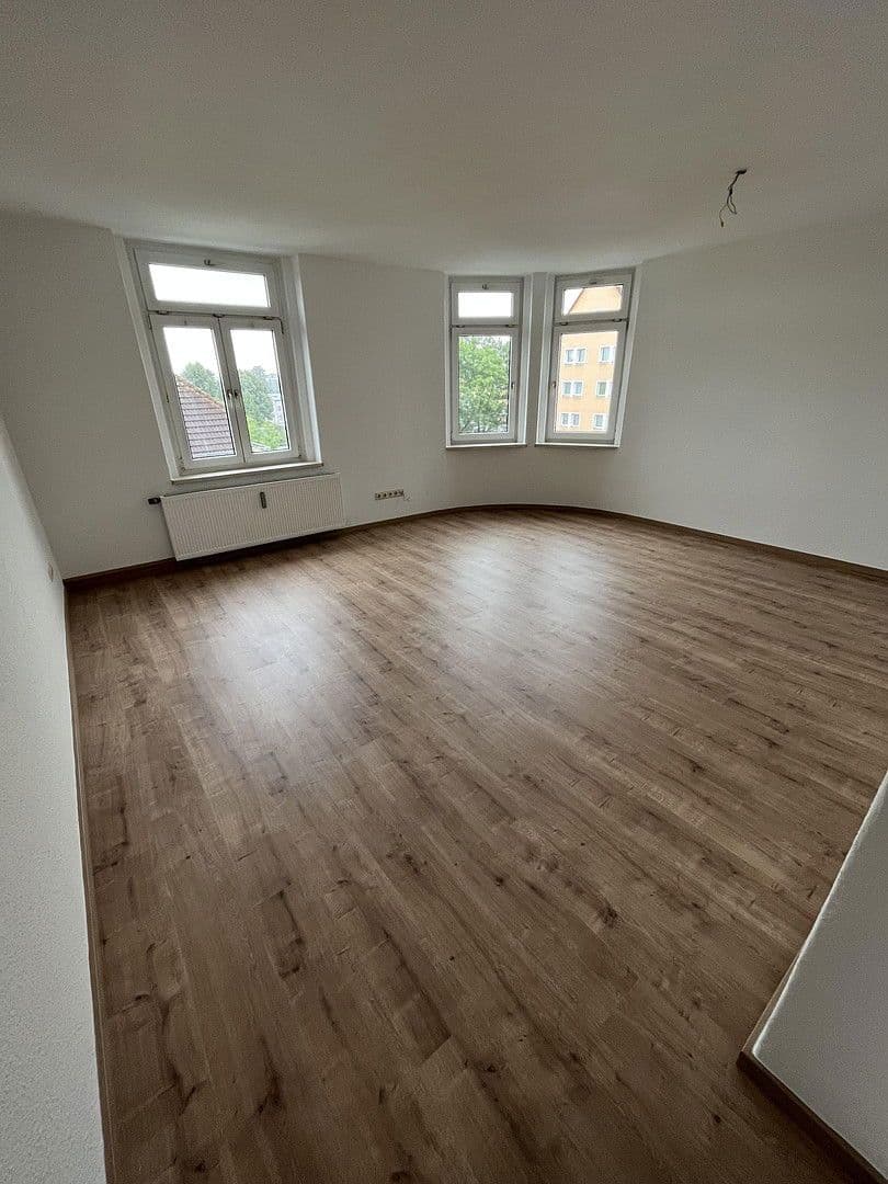 Prenájom bytu 3-izbový 75 m², Jacobstraße 17, Zwickau, Sasko Prenájom bytu 3-izbový 75 m², Jacobstraße 17, Zwickau, Sasko