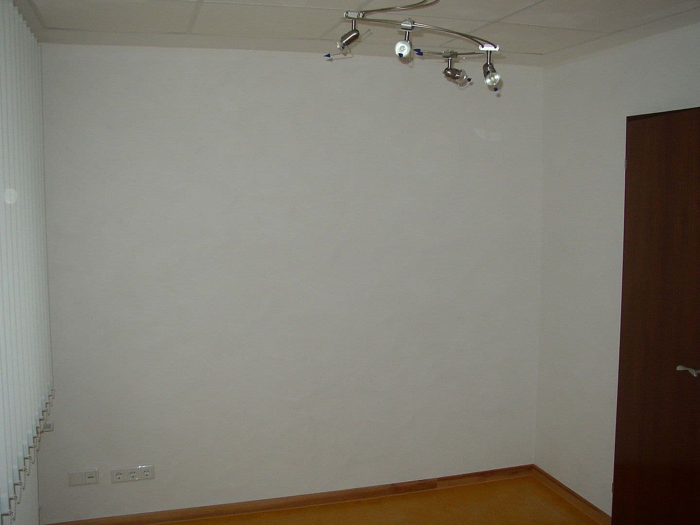 Prenájom kancelárie 92 m², Attendorn, Severné Porýnie - Westfálsko Prenájom kancelárie 92 m², Attendorn, Severné Porýnie - Westfálsko