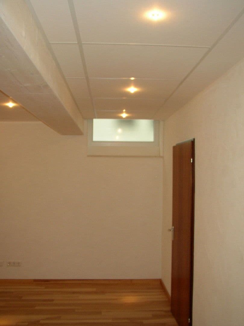 Prenájom kancelárie 92 m², Attendorn, Severné Porýnie - Westfálsko Prenájom kancelárie 92 m², Attendorn, Severné Porýnie - Westfálsko