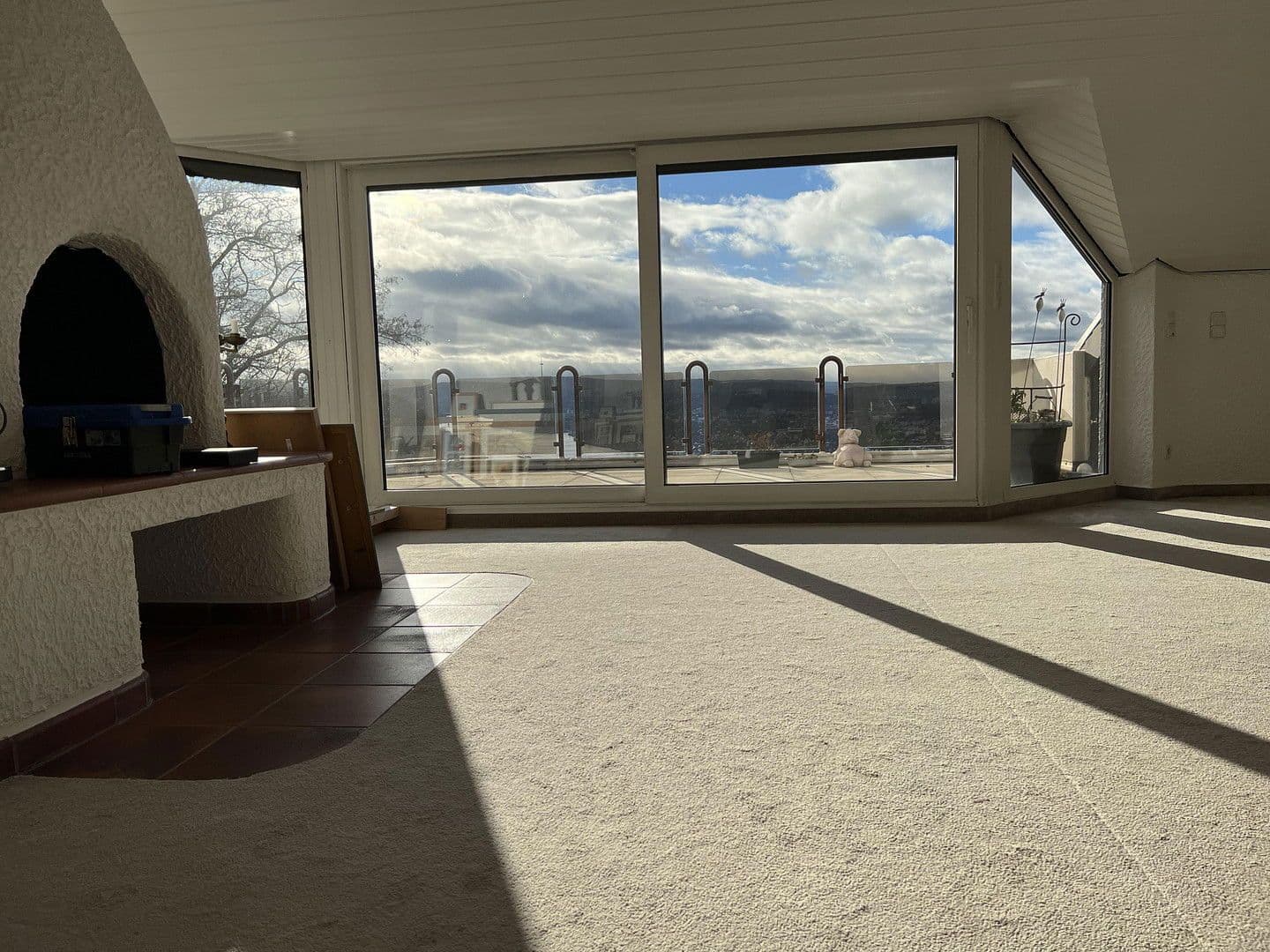 Prenájom bytu 3-izbový 135 m², Vallendar, Porýnie-Falcko Prenájom bytu 3-izbový 135 m², Vallendar, Porýnie-Falcko