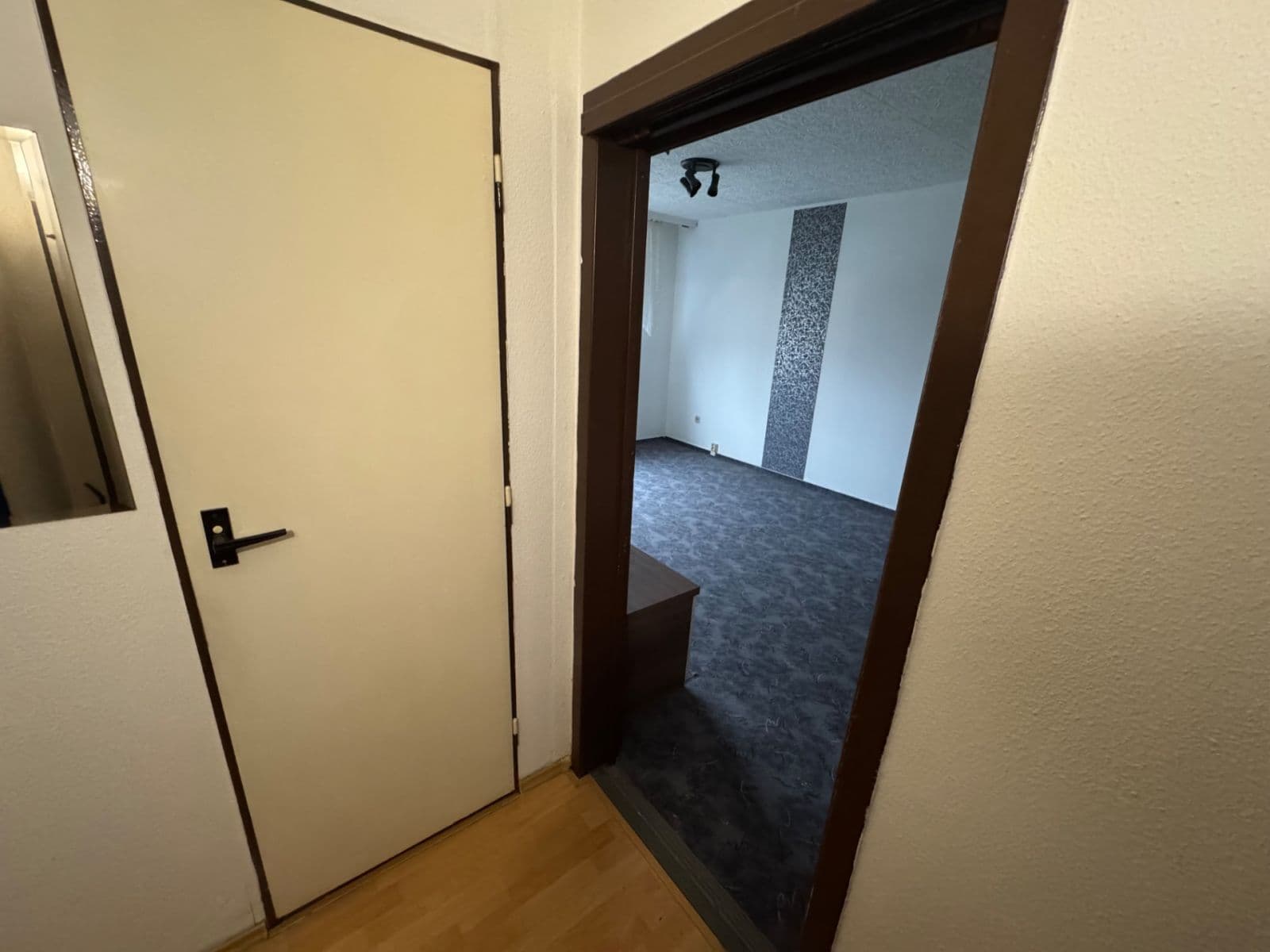 Prenájom bytu 1-izbový 38 m², Květnového vítězství, Praha, Praha Prenájom bytu 1-izbový 38 m², Květnového vítězství, Praha, Praha