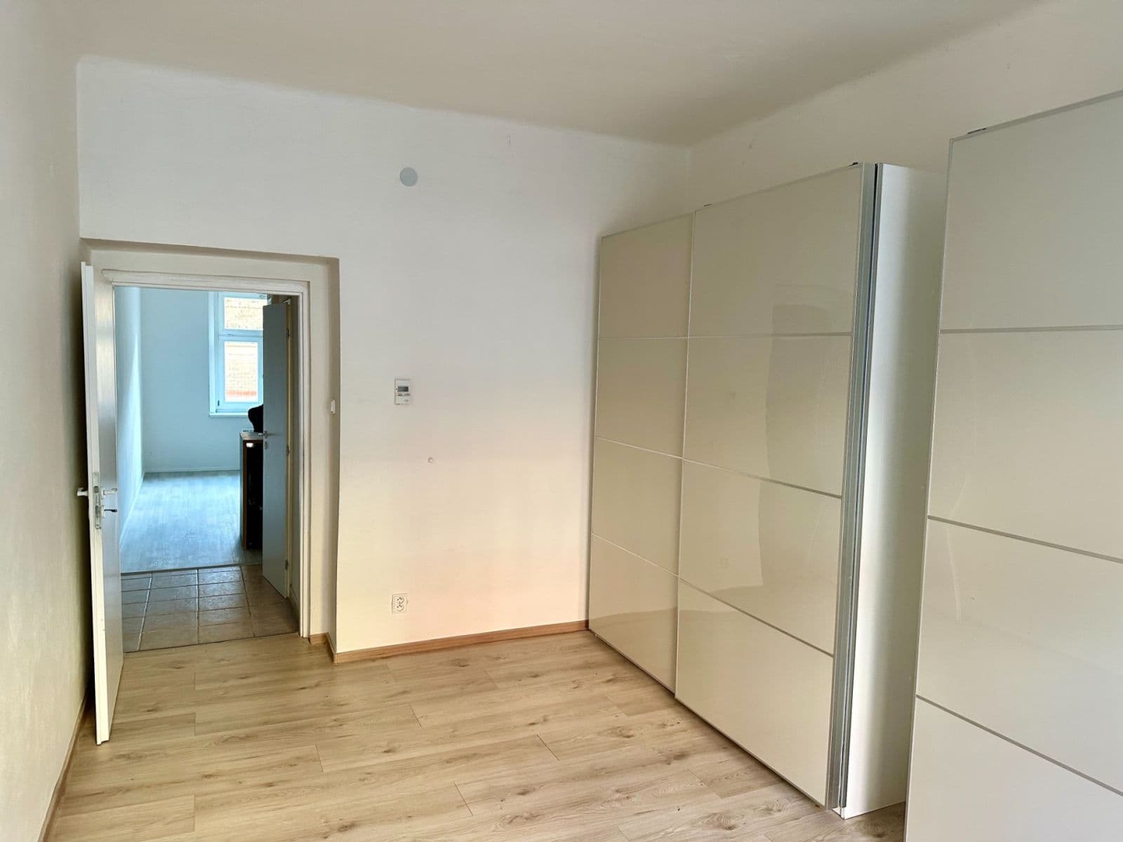 Prenájom bytu 2-izbový 45 m², Šlikova, Praha, Praha Prenájom bytu 2-izbový 45 m², Šlikova, Praha, Praha