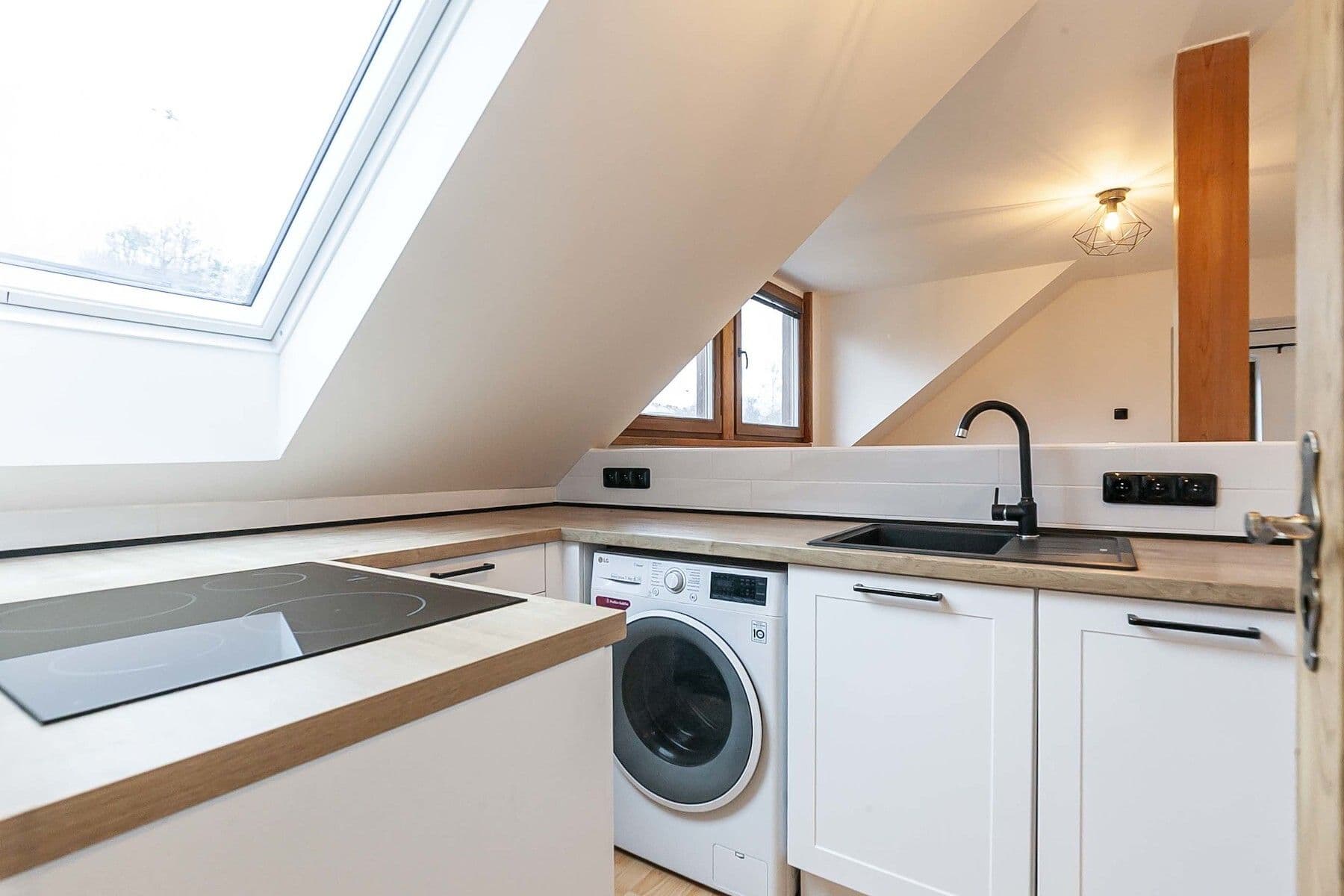 Predaj bytu 2-izbový 48 m², Karoliny Světlé, Liberec, Liberecký kraj Predaj bytu 2-izbový 48 m², Karoliny Světlé, Liberec, Liberecký kraj