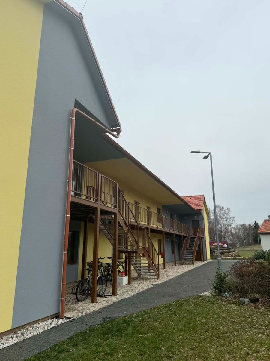 Prenájom bytu 1-izbový 32 m², Roudná, Jihočeský kraj Prenájom bytu 1-izbový 32 m², Roudná, Jihočeský kraj