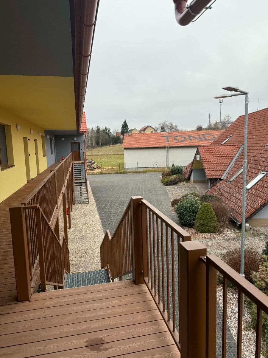 Prenájom bytu 1-izbový 32 m², Roudná, Jihočeský kraj Prenájom bytu 1-izbový 32 m², Roudná, Jihočeský kraj