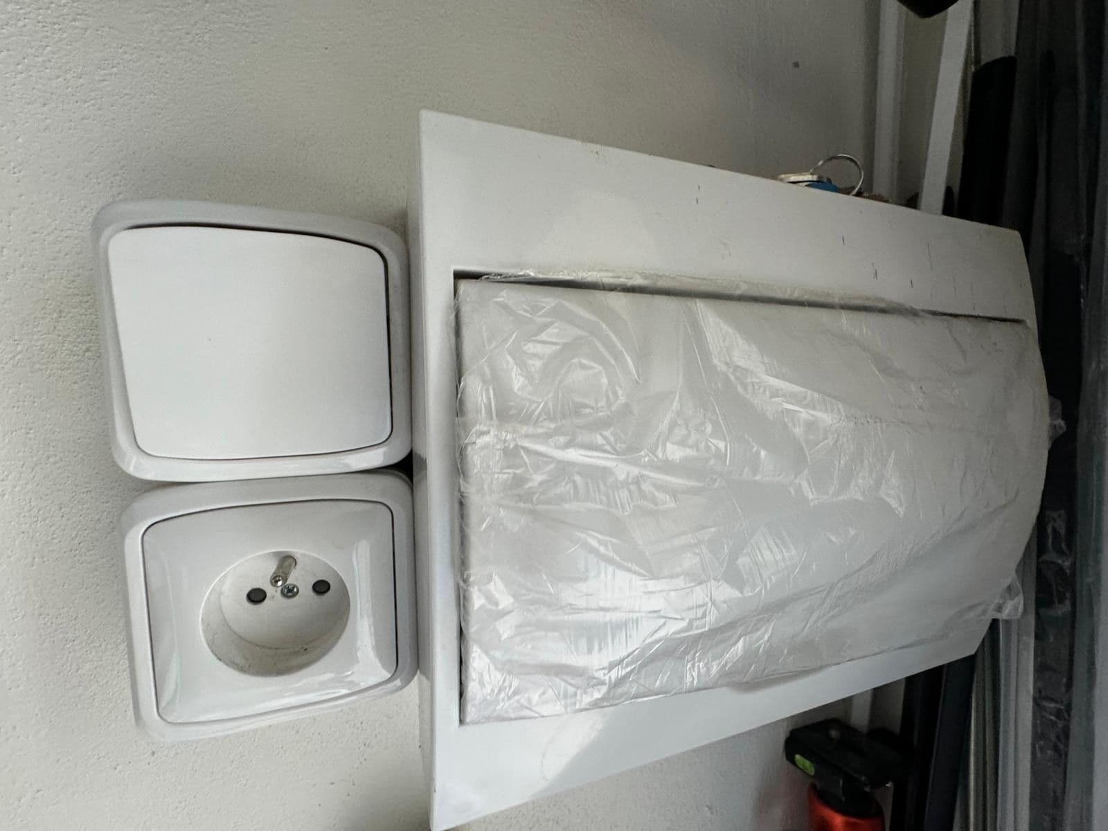 Prenájom garáže 15 m², Bořivojova, Praha, Praha Prenájom garáže 15 m², Bořivojova, Praha, Praha