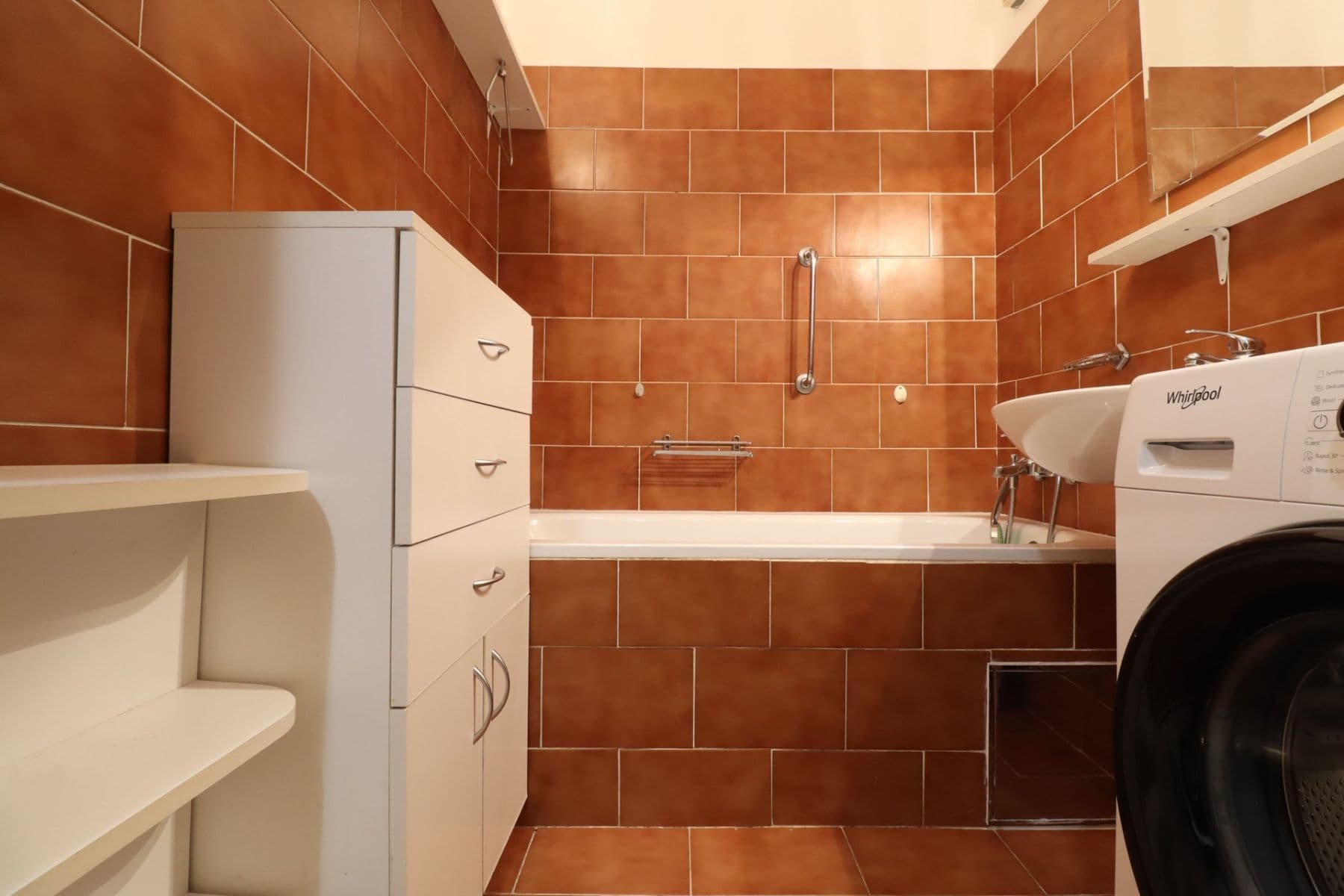 Prenájom bytu 3-izbový 63 m², Metodějova, Praha, Praha Prenájom bytu 3-izbový 63 m², Metodějova, Praha, Praha