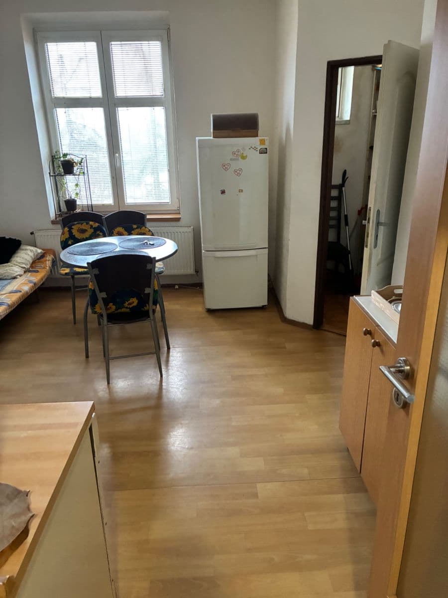 Prenájom bytu 1-izbový 50 m², Jiráskova, Jihlava, Kraj Vysočina Prenájom bytu 1-izbový 50 m², Jiráskova, Jihlava, Kraj Vysočina