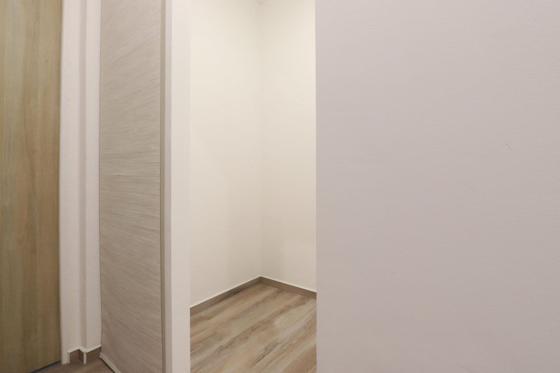 Prenájom bytu 2-izbový 53 m², Průběžná, Milovice, Středočeský kraj Prenájom bytu 2-izbový 53 m², Průběžná, Milovice, Středočeský kraj