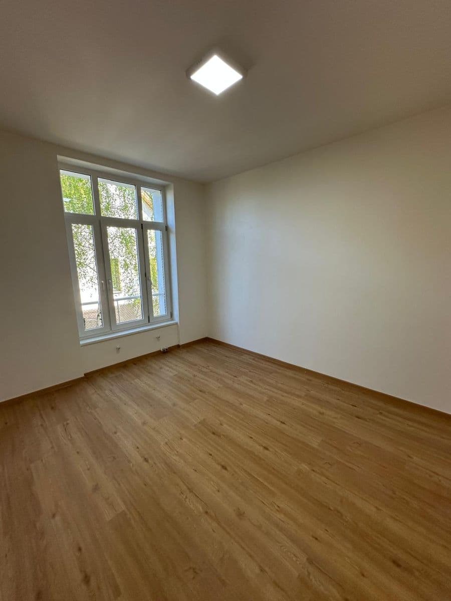 Prenájom bytu 64 m², K Zámku, Praha, Praha Prenájom bytu 64 m², K Zámku, Praha, Praha