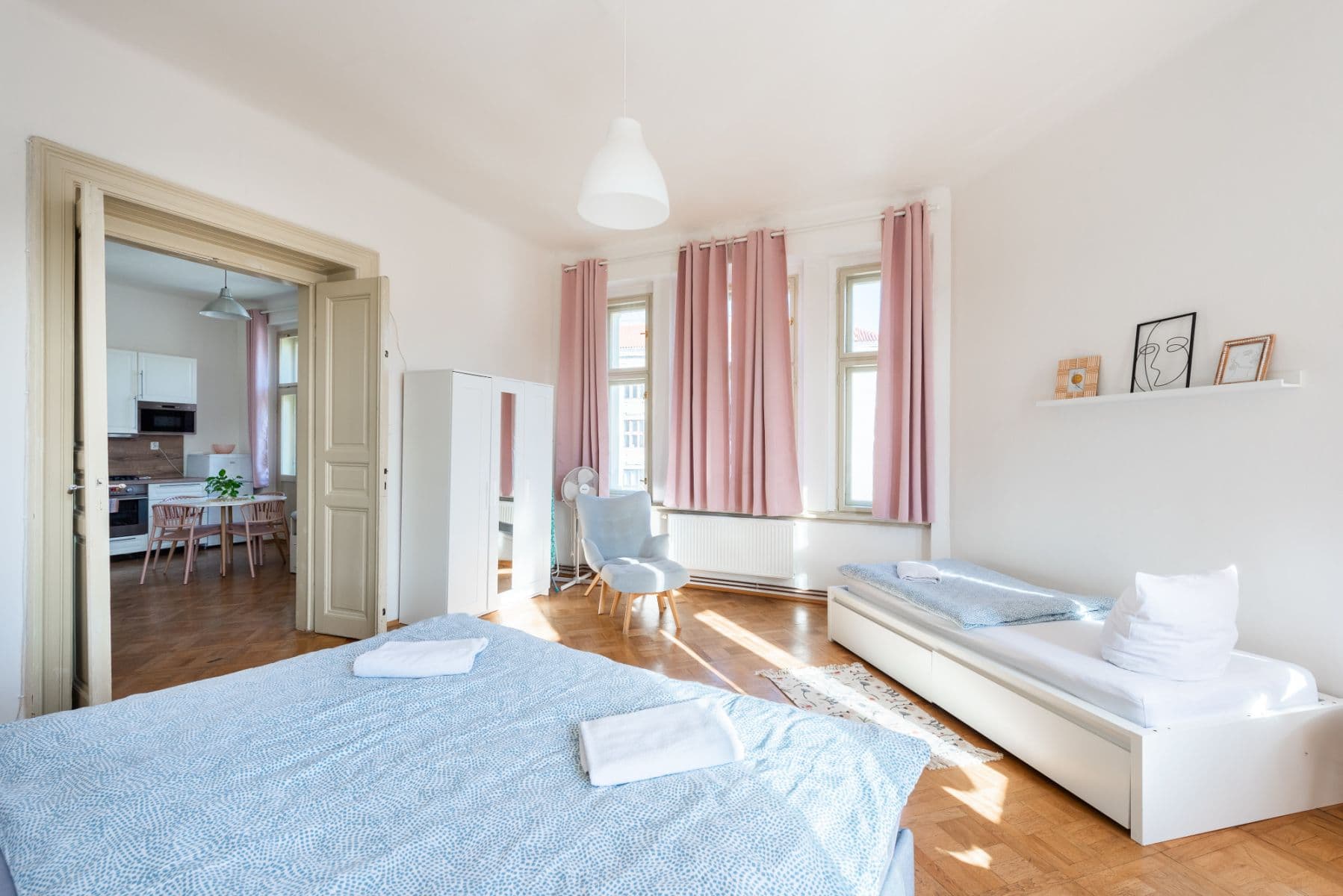Prenájom bytu 56 m², Těšnov, Praha, Praha Prenájom bytu 56 m², Těšnov, Praha, Praha