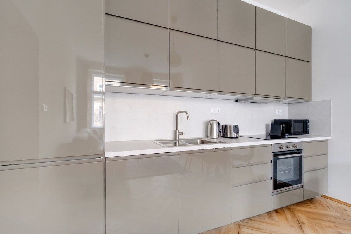 Prenájom bytu 50 m², Urxova, Praha, Praha Prenájom bytu 50 m², Urxova, Praha, Praha