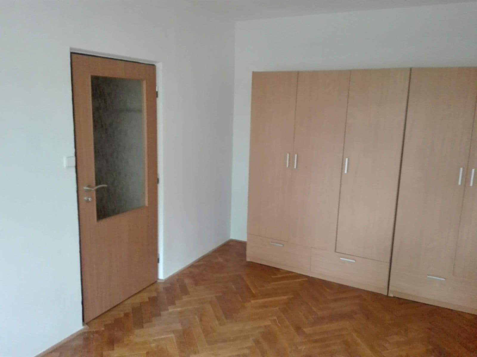 Prenájom bytu 1-izbový 33 m², Zahradní, Jihlava, Kraj Vysočina Prenájom bytu 1-izbový 33 m², Zahradní, Jihlava, Kraj Vysočina