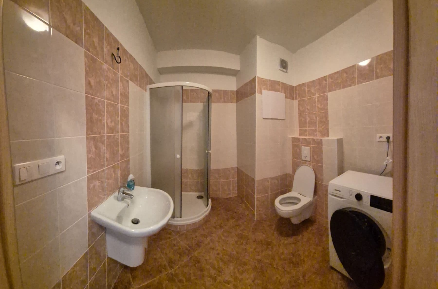 Prenájom bytu 1-izbový 33 m², Blšanecká, Praha, Praha Prenájom bytu 1-izbový 33 m², Blšanecká, Praha, Praha