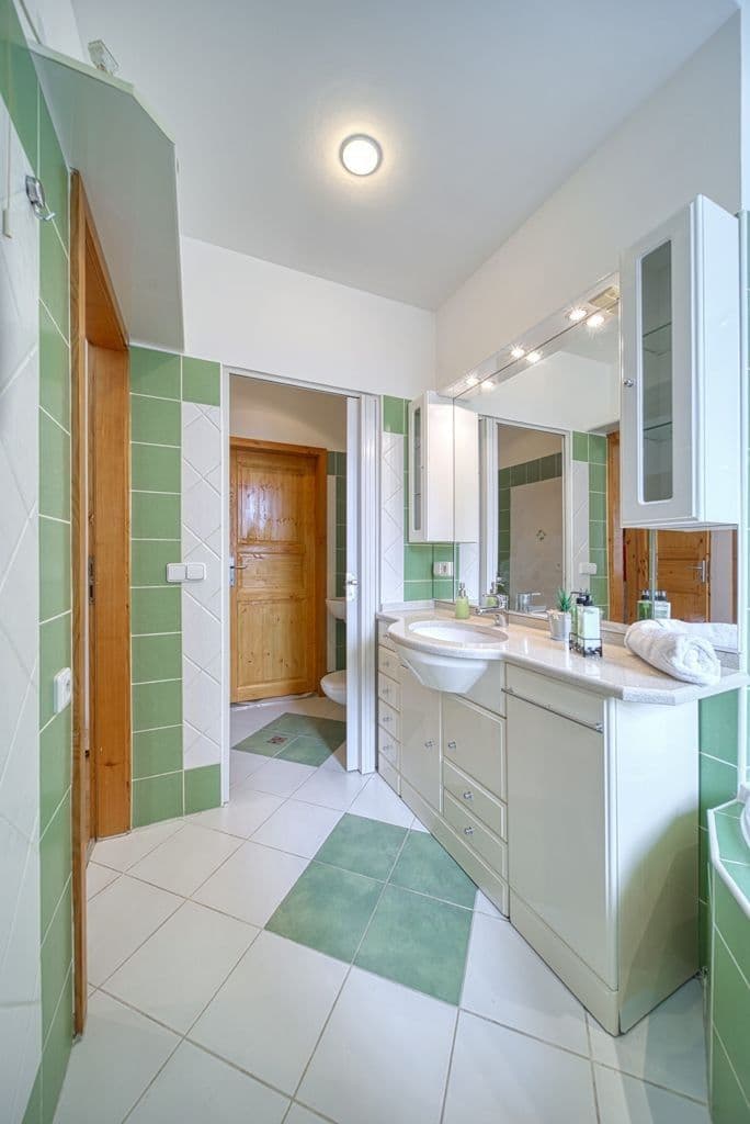 Prenájom bytu 2-izbový 46 m², Na Výsledku II, Praha, Praha Prenájom bytu 2-izbový 46 m², Na Výsledku II, Praha, Praha