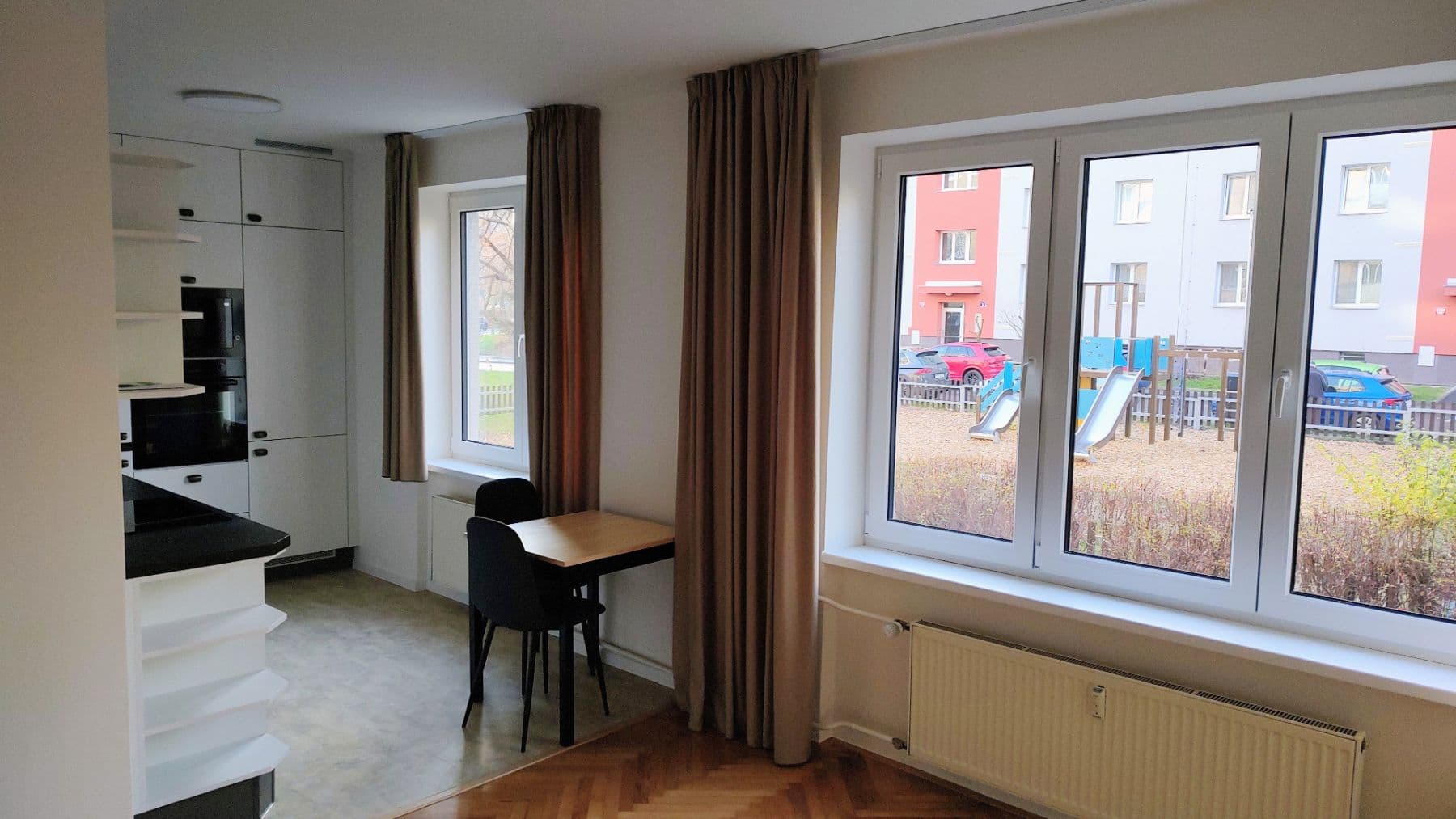 Prenájom bytu 2-izbový 52 m², Malovická, Praha, Praha Prenájom bytu 2-izbový 52 m², Malovická, Praha, Praha