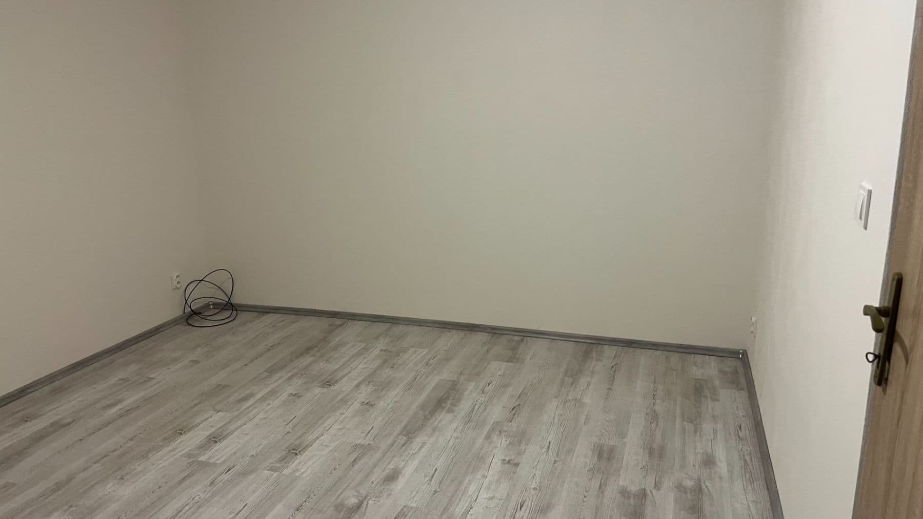 Prenájom bytu 1-izbový 35 m², Kostnická, Chomutov, Ústecký kraj Prenájom bytu 1-izbový 35 m², Kostnická, Chomutov, Ústecký kraj